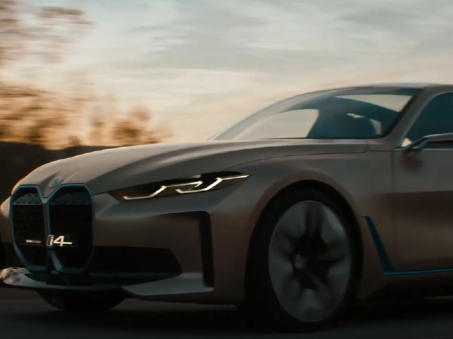 BMW - Фото: Screenshot/YouTube