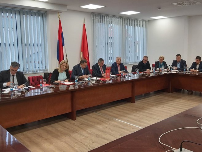 Проширена сједница Извршног комитет СНСД-а Проширена сједница Извршног комитет СНСД-а - Фото: РТРС