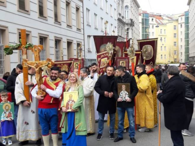 Литија у Бечу, (фото:Весна Кнежевић)