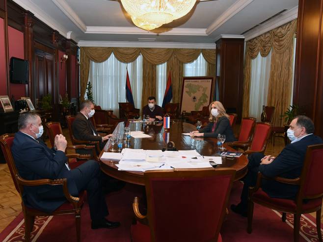 Главни координациони тим Главни координациони тим - Фото: РТРС