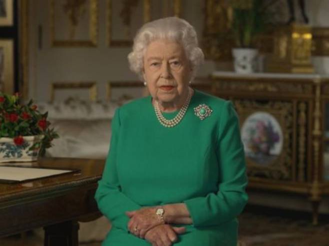 Краљица Елизабета (фото:bbc.com) - 