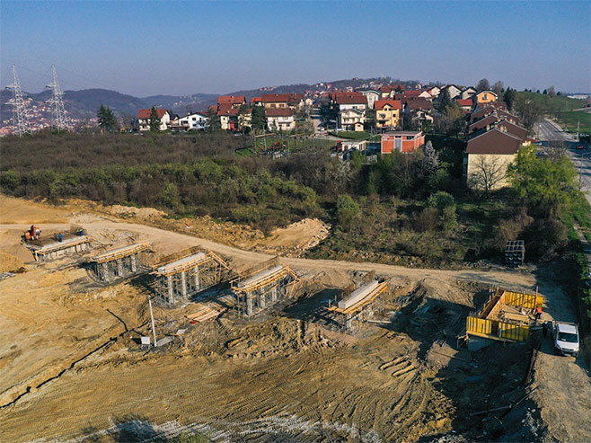 Изградња пута (фото: banjaluka.rs.ba) - 