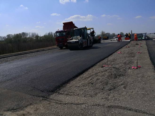 Radovi na mostu, na rijeci Savi kod Svilaja 