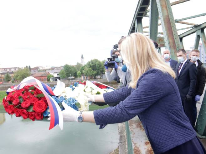 Obilježavanje 25 godina od egzodusa Srba iz zapadne Slavonije (Foto: RTRS)