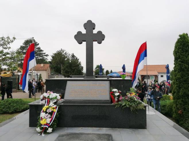 Обиљежавање злочина над Србима у Тузланској колони - Фото: РТРС