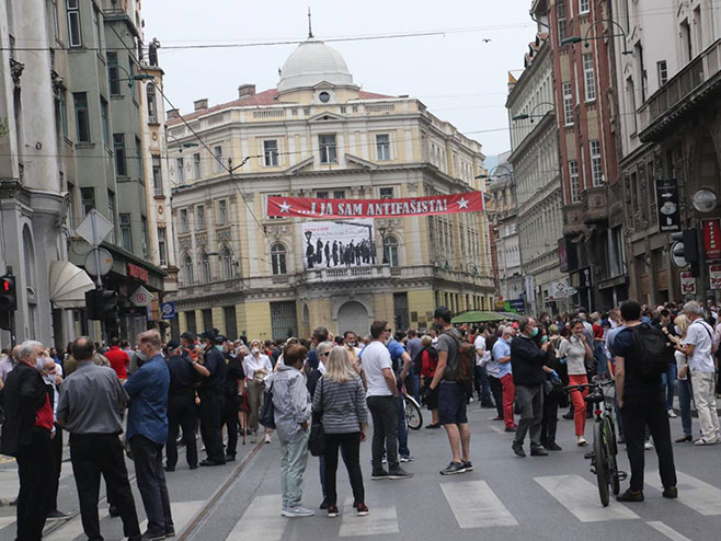 Анифашисти у Сарајеву (фото: Didier Torche / Ослобођење) - 