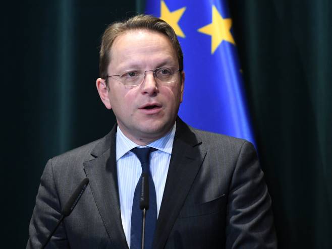 Оливер Вархељи (фото: European Union) Оливер Вархељи (фото: European Union) -