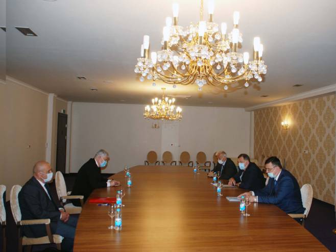 Састанак делегација СНСД-а и ХДЗ-а БиХ - Фото: СРНА