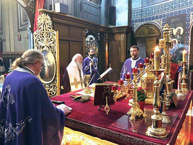 Патријар Иринеј и свештенство СПЦ Патријар Иринеј и свештенство СПЦ - Фото: СРНА