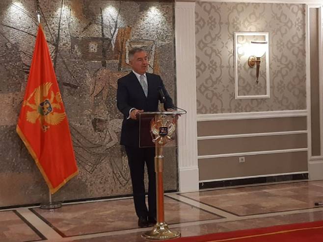 Ђукановић доставио допуњени приједлог за скраћење мандата Скупштини
