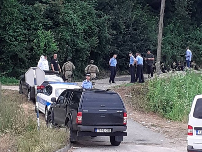 Полиција Српске у потрази за мигрантима Полиција Српске у потрази за мигрантима - Фото: РТРС