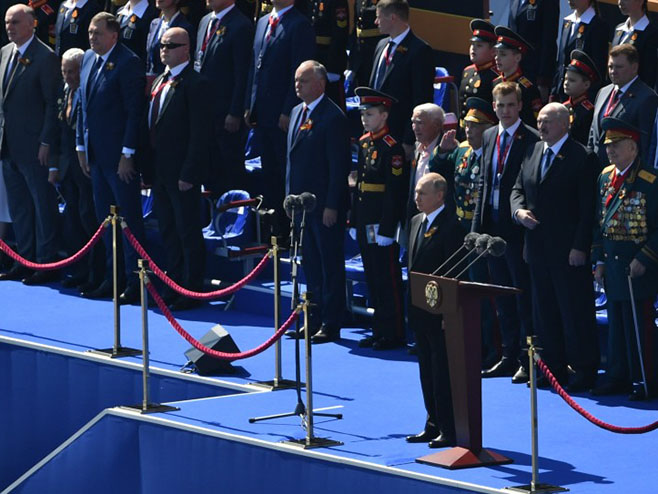 Парада побједе у Москви (Фото: may9.ru/Фотохост-агентство, Алексеи Филиппов) Парада побједе у Москви (Фото: may9.ru/Фотохост-агентство, Алексеи Филиппов) -
