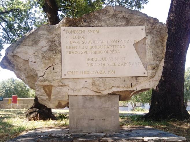 У Сплиту разбијен споменик Првом партизанском одреду (Фото: Далмација Данас) - 