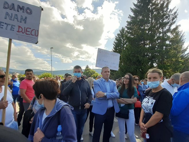 Дрвар - протест Дрвар - протест - Фото: СРНА