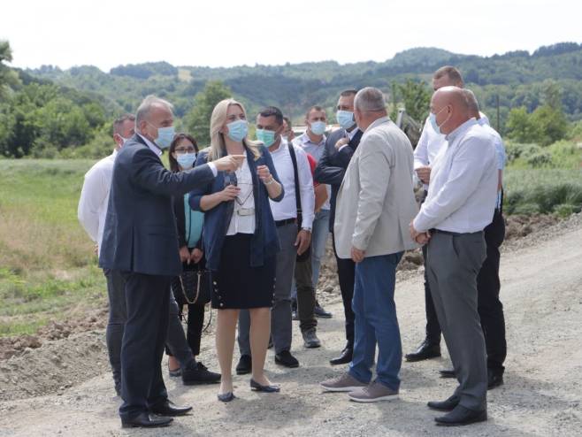 Жељка Цвијановић у Станарима Жељка Цвијановић у Станарима - Фото: РТРС