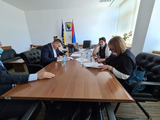 Сарајево - Лучић - ЦРС - потписивање Меморандума Сарајево - Лучић - ЦРС - потписивање Меморандума - Фото: СРНА