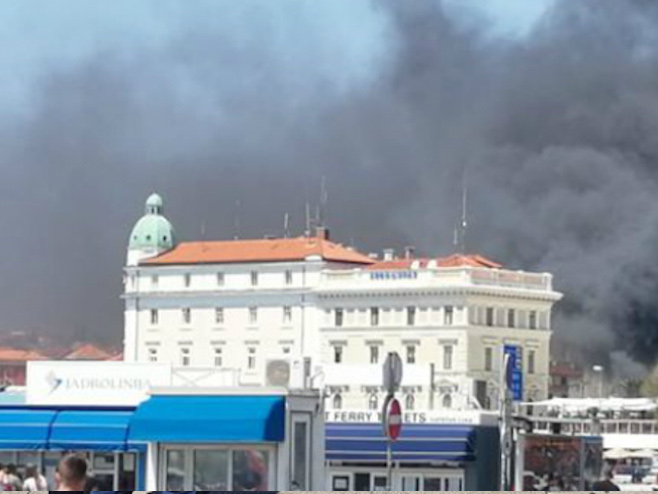 Сплит-пожар (Фото:dalmatinskiportal.hr) - 