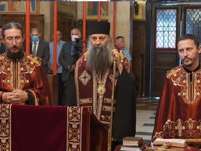 Митрополит Порфирије служио парастос жртвама "Олује" Митрополит Порфирије служио парастос жртвама "Олује" - Фото: РТС