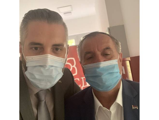 Рајчевић и Вишковић (фото: twitter.com/rsrdjan) Рајчевић и Вишковић (фото: twitter.com/rsrdjan) -