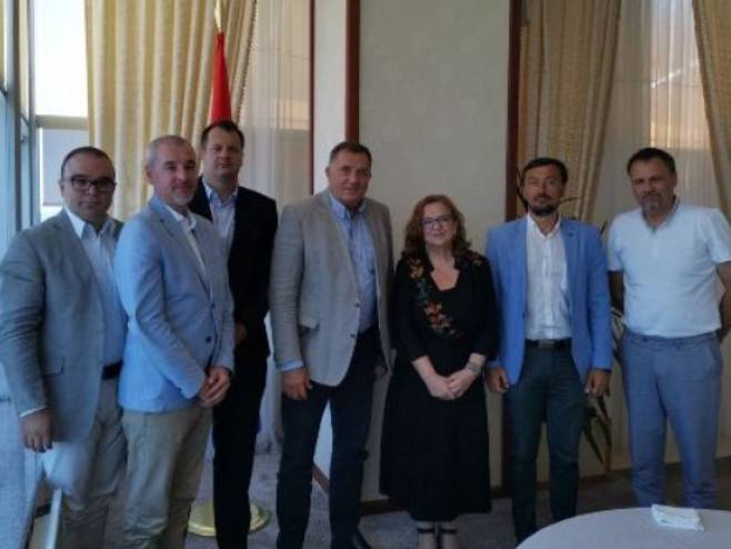 Додик са шефовима ДКП БиХ (фото: АТВ БЛ) Додик са шефовима ДКП БиХ (фото: АТВ БЛ) -