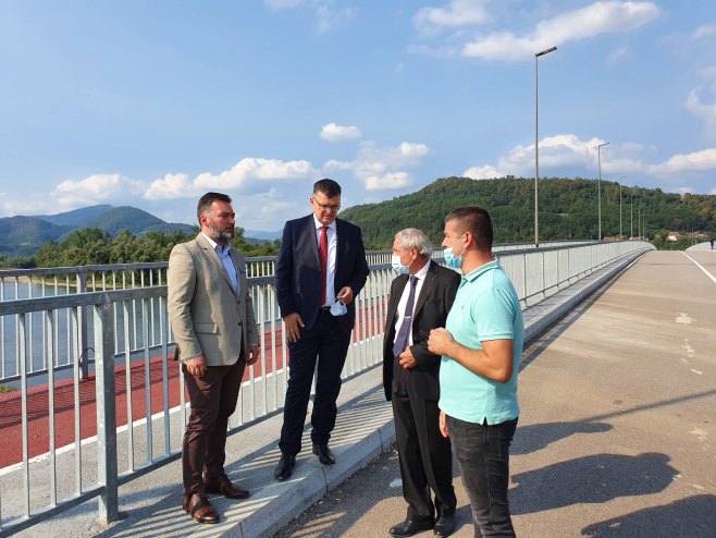 Обилазак моста Братољуб - Фото: РТРС