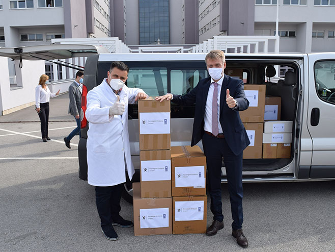 Донација Норвешке УКЦ Српске Донација Норвешке УКЦ Српске - Фото: РТРС