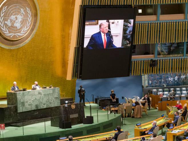 Обраћање Трампа путем вдео линка у УН-у (Фото: UN Photo/Rick Bajornas) Обраћање Трампа путем вдео линка у УН-у (Фото: UN Photo/Rick Bajornas) -