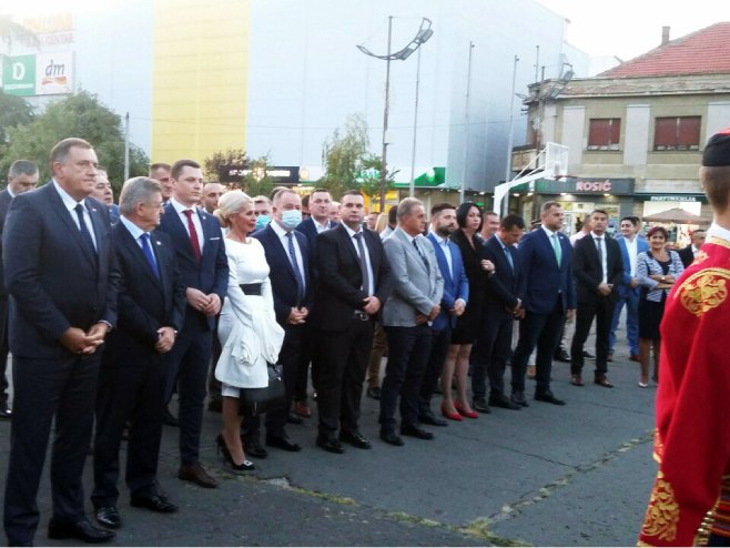 Милорад Додик-Бијељина, полагање вијенаца Милорад Додик-Бијељина, полагање вијенаца - Фото: СРНА