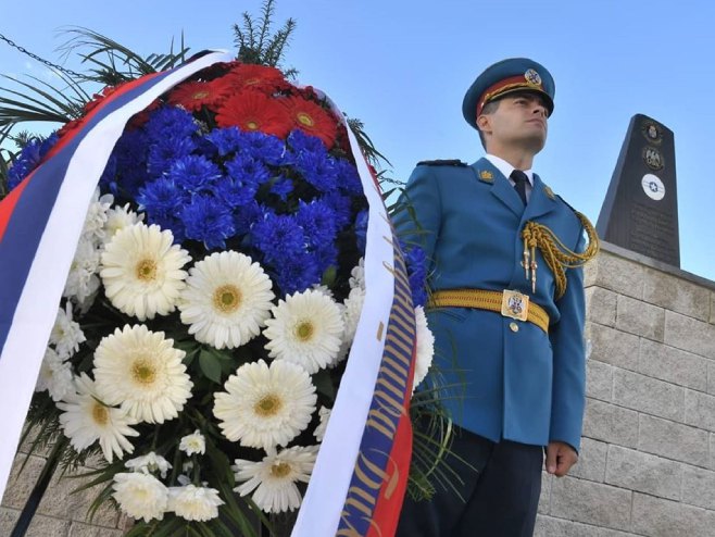 У Прањанима обиљежавање годишњице мисије "Халијард" (Фото: instagram.com/ buducnostsrbijeav) У Прањанима обиљежавање годишњице мисије "Халијард" (Фото: instagram.com/ buducnostsrbijeav) -