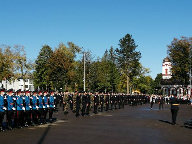 Промоција кадета Јединице за полицијску обуку (Фото: РТРС)