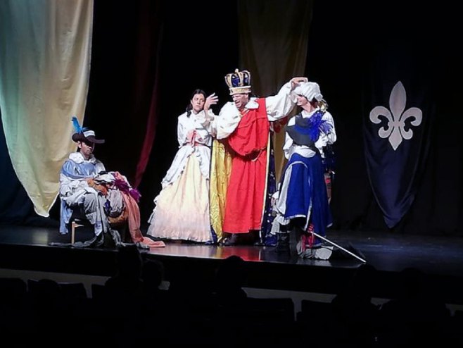 Представа "Три мускетара" Представа "Три мускетара" - Фото: СРНА