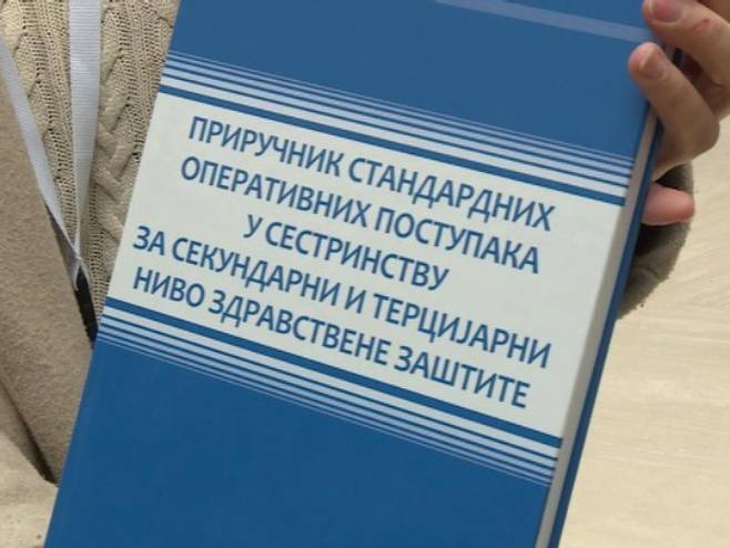 Приручник за медицинске сестре Приручник за медицинске сестре - Фото: РТРС