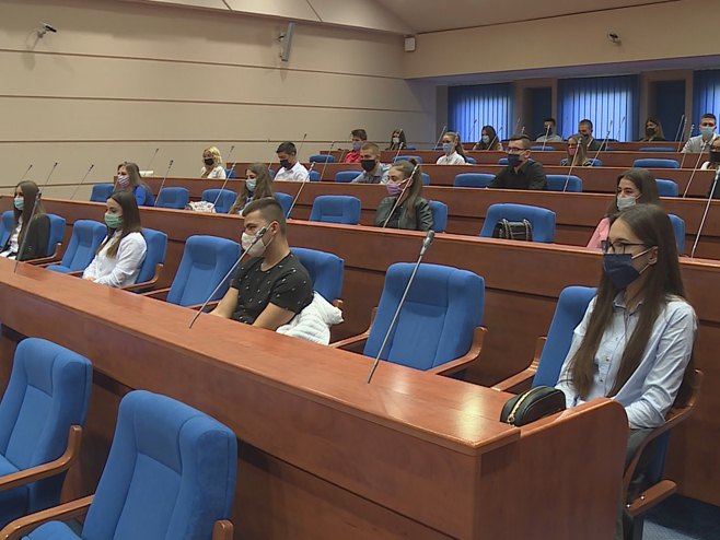 Студенти Студенти - Фото: РТРС