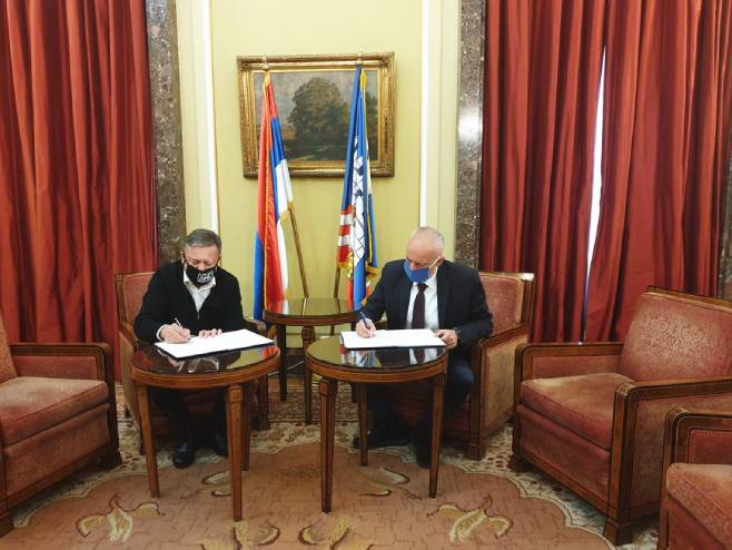 Градоначелници Београда и Љубљане потписали писмо намјерe Градоначелници Београда и Љубљане потписали писмо намјерe - Фото: ТАНЈУГ