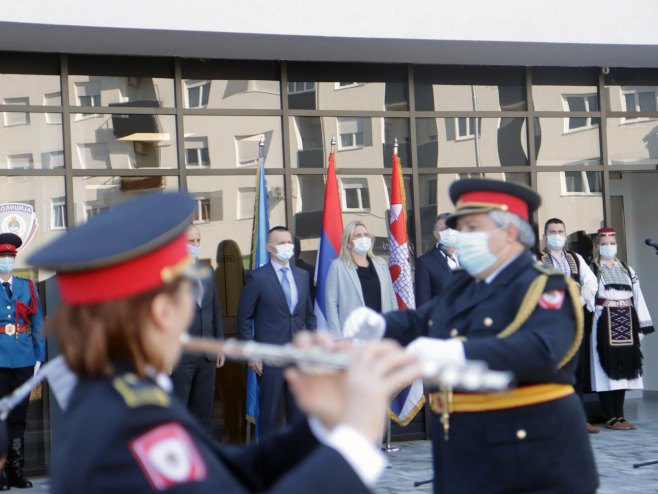 Otvaranje Policijske stanice Lauš (Foto: RTRS)