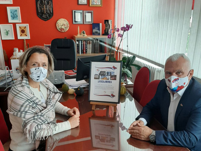 Милорад Арлов и Жељка Опачић Милорад Арлов и Жељка Опачић - Фото: РТРС