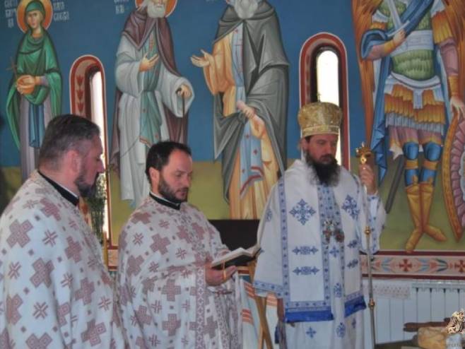 Епископ Сергије служио литургију (Фото: eparhijabihackopetrovacka.org) Епископ Сергије служио литургију (Фото: eparhijabihackopetrovacka.org) -