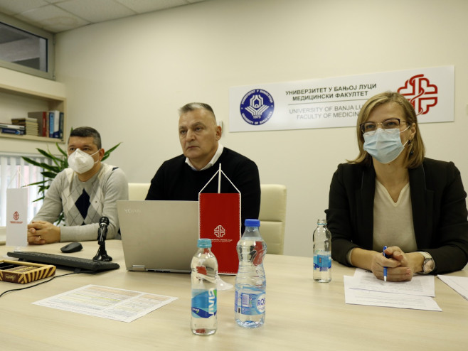 Вебинар Медицинског факултета Бањалука Вебинар Медицинског факултета Бањалука - Фото: РТРС