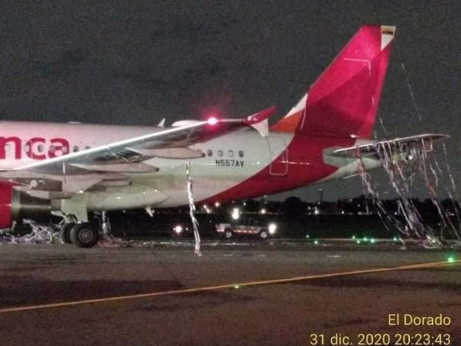 Avion Airbus A319 (foto:Avianca Airbus A319) - 