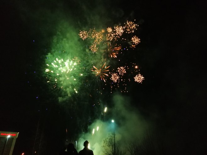 У част Дана Републике РТРС приредила спектакуларни ватромет - Фото: РТРС