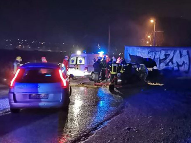 Тешка несрећа у Мостару (фото: PVP Mostar) - 
