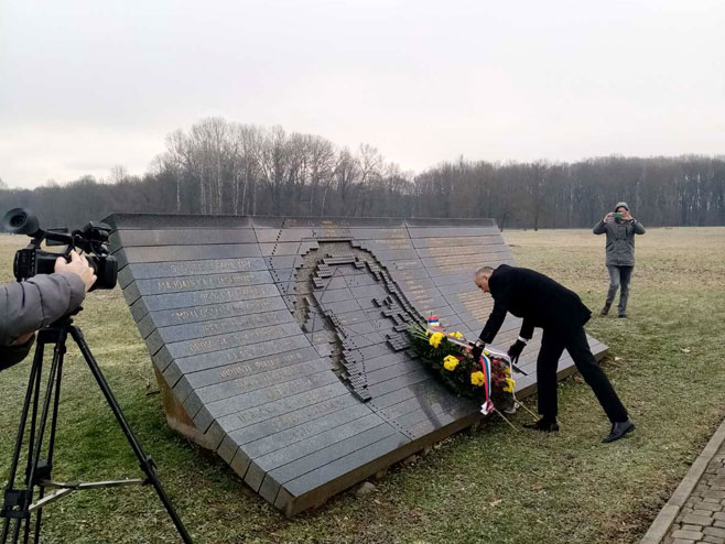 Козарска Дубица - Бањац - Међународни дан сјећања на жртве Холокауста - Фото: СРНА