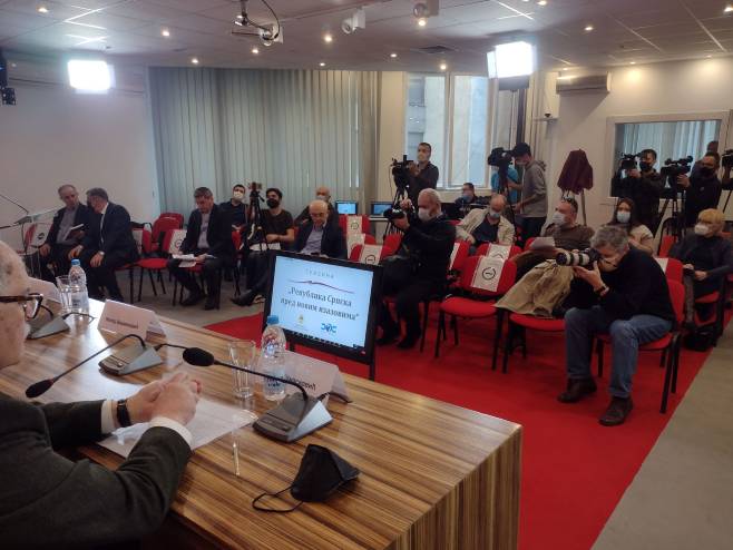 Београд - трибина о теми "Република Српска пред новим изазовима" Београд - трибина о теми "Република Српска пред новим изазовима" - Фото: СРНА