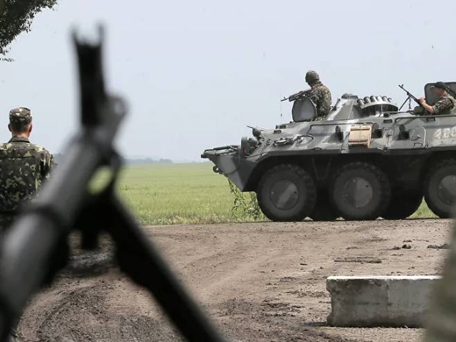 Украјинска војска (Фото: rs.sputniknews.com) Украјинска војска (Фото: rs.sputniknews.com) -