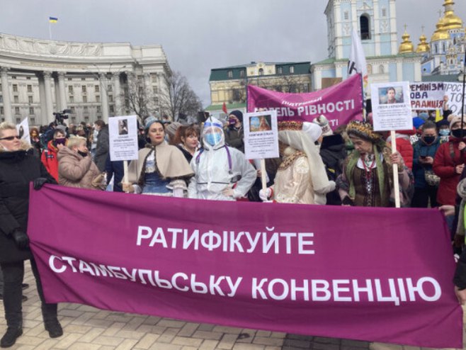 Протести у Кијеву (фото: zn.ua) Протести у Кијеву (фото: zn.ua) -