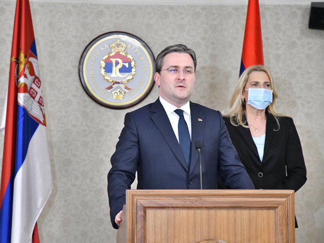Жељка Цвијановић и Никола Селаковић Жељка Цвијановић и Никола Селаковић - Фото: РТРС