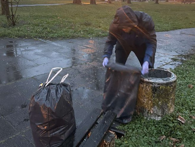 Mladi socijaldemokrati čiste Banjaluku (foto: ATV)