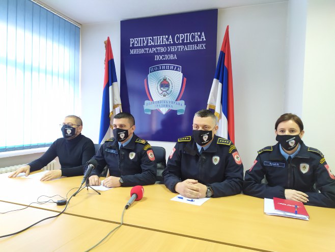 Представници Полицијске управе Градишка Представници Полицијске управе Градишка - Фото: СРНА