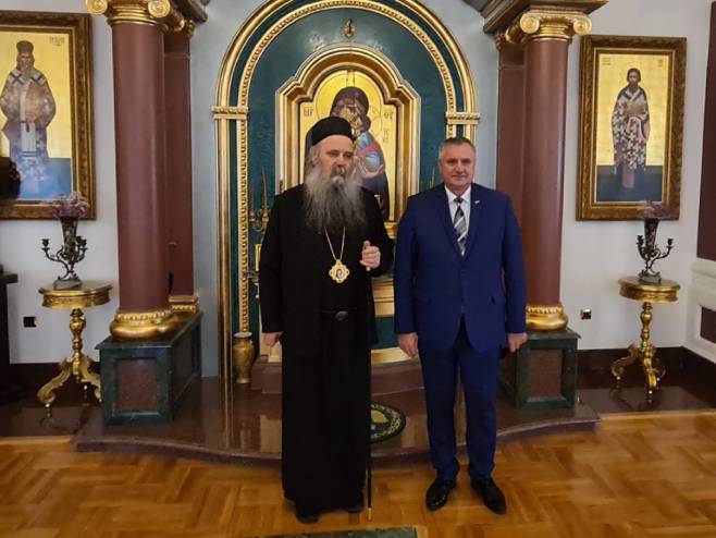 Радован Вишковић и епископ Фотије Радован Вишковић и епископ Фотије - Фото: СРНА