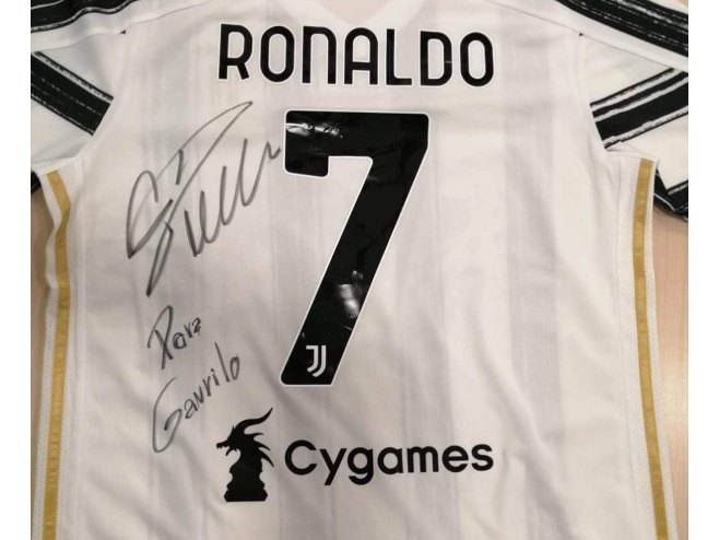Роналдов дрес (фото: Promo / facebook.com/MozzartBet) - 